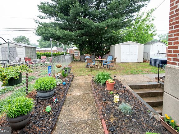 2nd image of 7640 Burholme Ave
