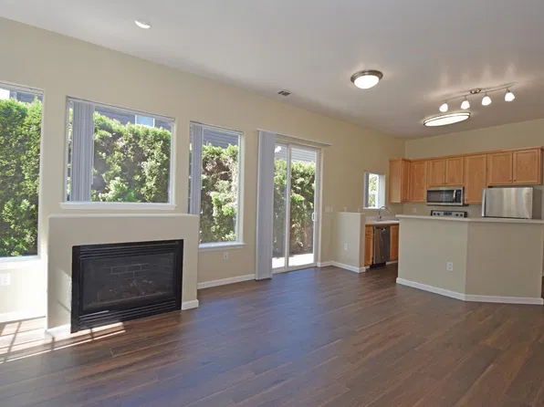 8210 SE Aspen Summit Dr, Portland, OR