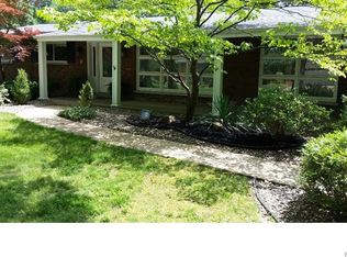 1658 Beaucaire Dr, Saint Louis, MO