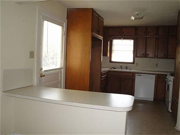 5th image of 1000 Kipp Ave