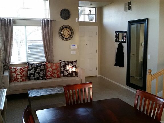 5th image of 909 Fitzroy Ct