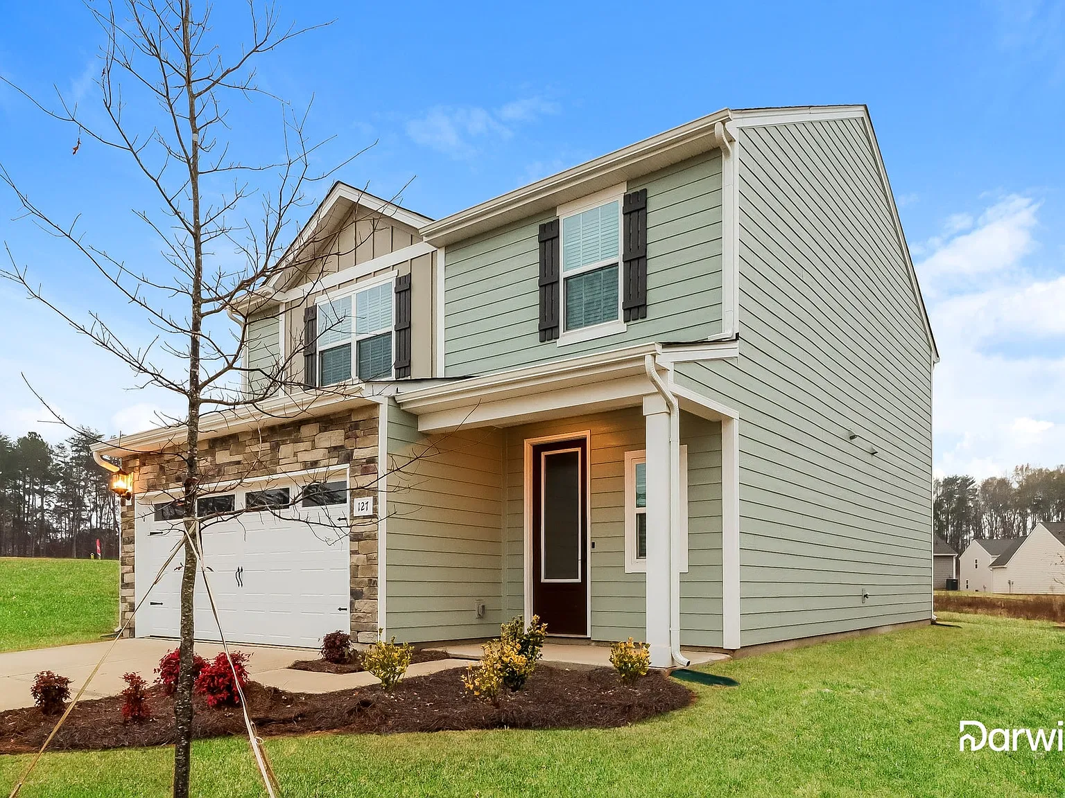 4 bed, 2.5 bath, 1800 sqft, $2,099 — Photo 3
