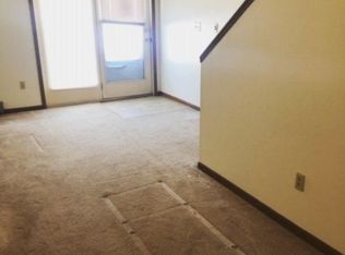 204 E Oak St #7086468, Glenwood City, WI 54013