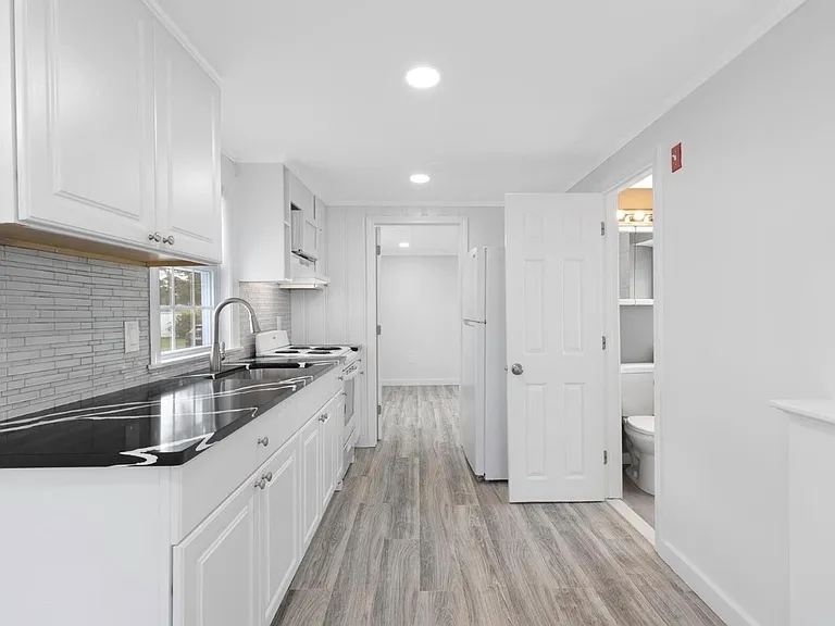 3 Susan Ruth Rd — Photo 4