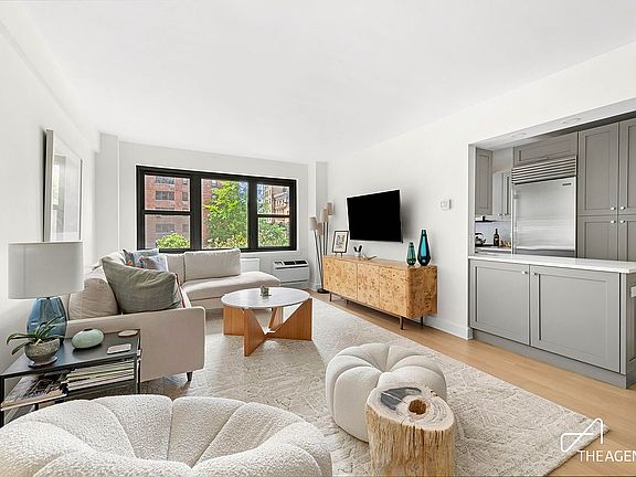 3rd image of 11 Riverside Dr APT 3BE
