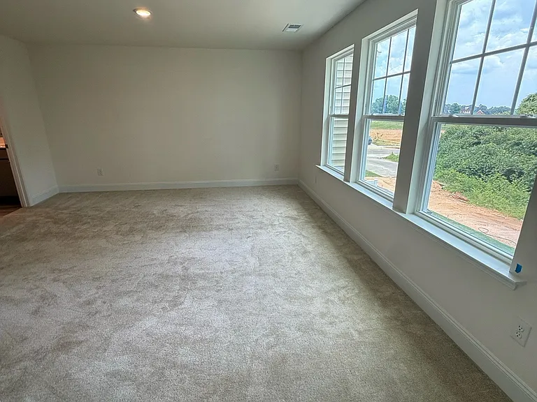 34 Anastasia St — Photo 15