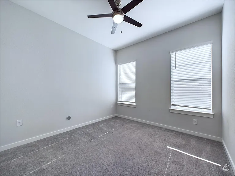 12001 Vista Parke Dr #904 — Photo 21