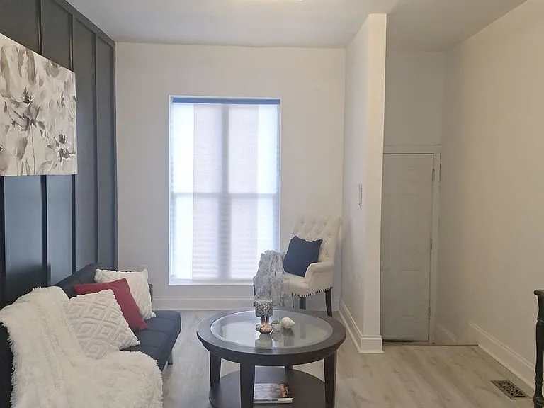 612 N Glover St — Photo 6