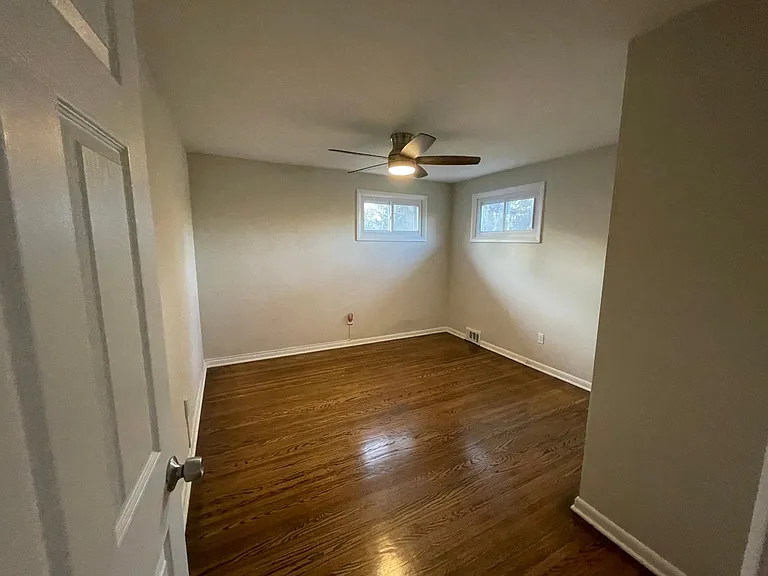 87 Shalimar Dr — Photo 9