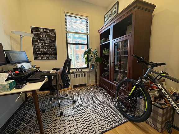 5th image of 184 Webster Ave #3