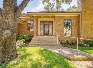 1310 Travis Cir N, Irving, TX 75038