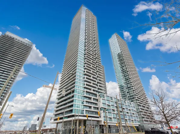 950 Portage Pkwy #5901, Vaughan, ON L4K 4Z4
