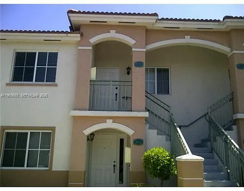1260 SE 31st Ct #20434 Photo 1
