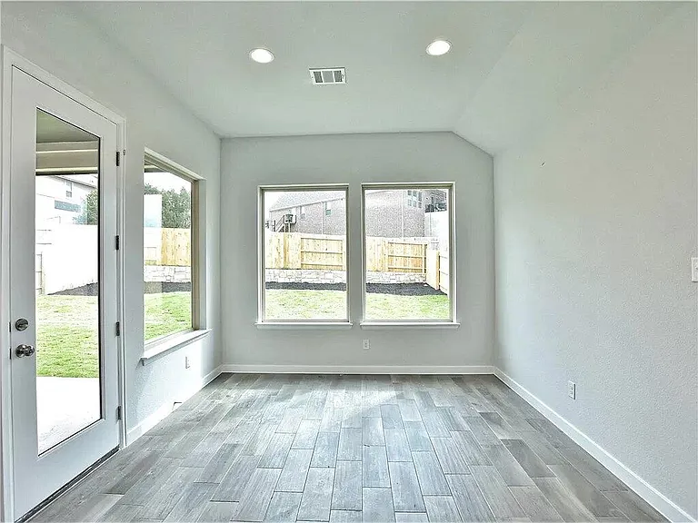 129 San Domenico Cv — Photo 10