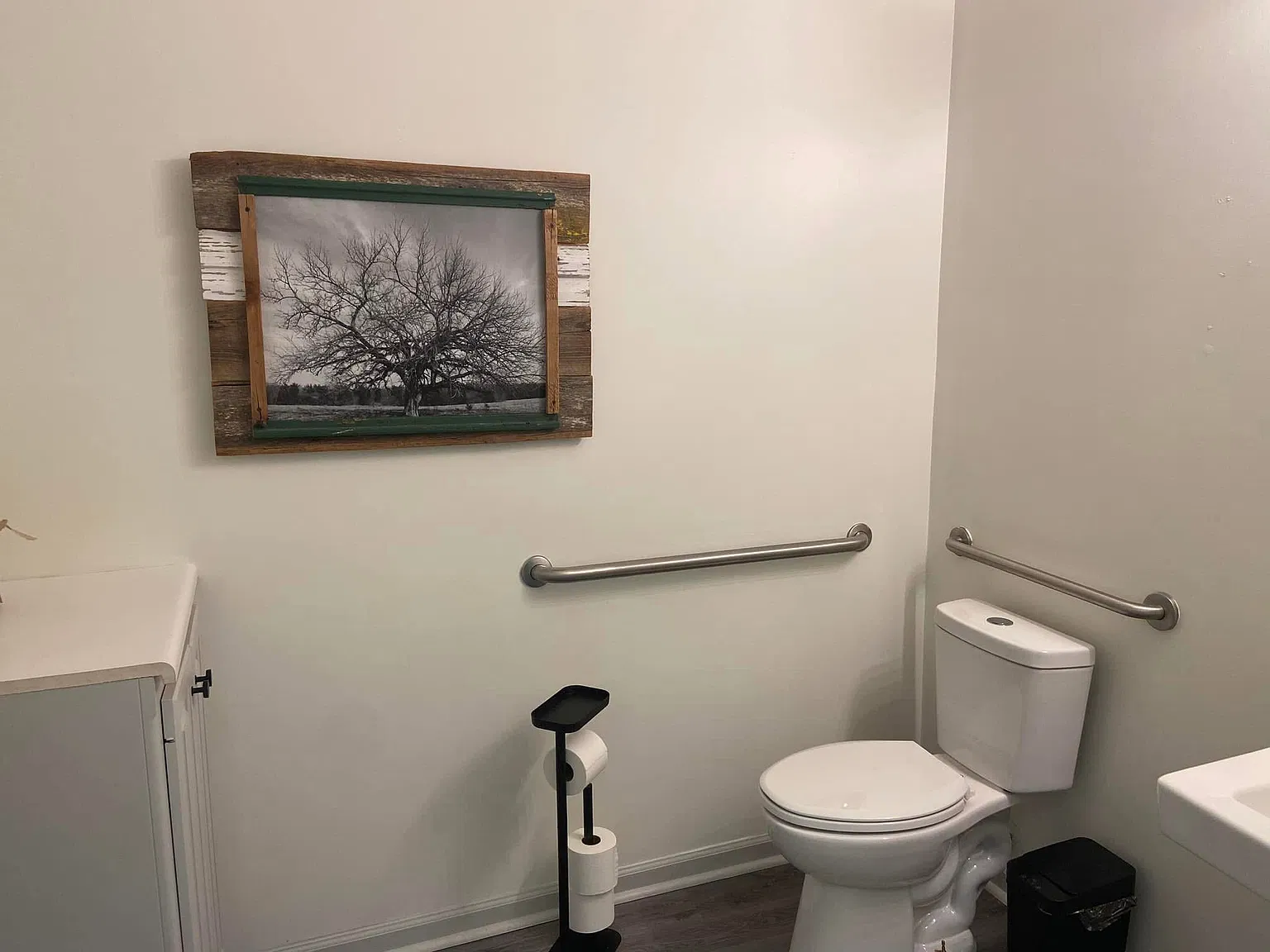 Studio, 1900 sqft, $1,800 — Photo 4
