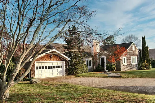 19 Bluewater Hl Photo 1