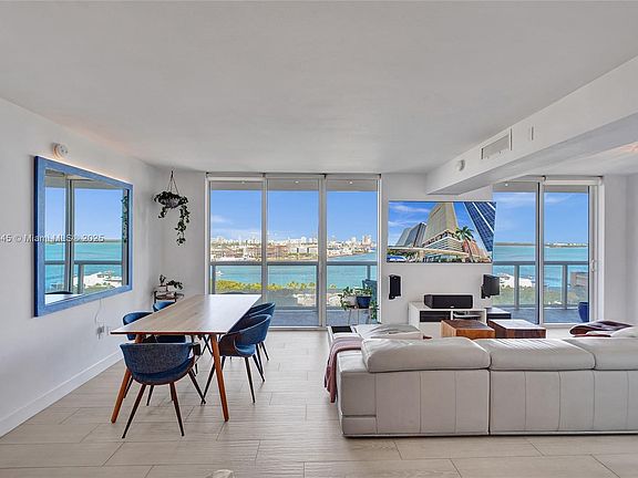 2nd image of 50 Biscayne Blvd APT 1608