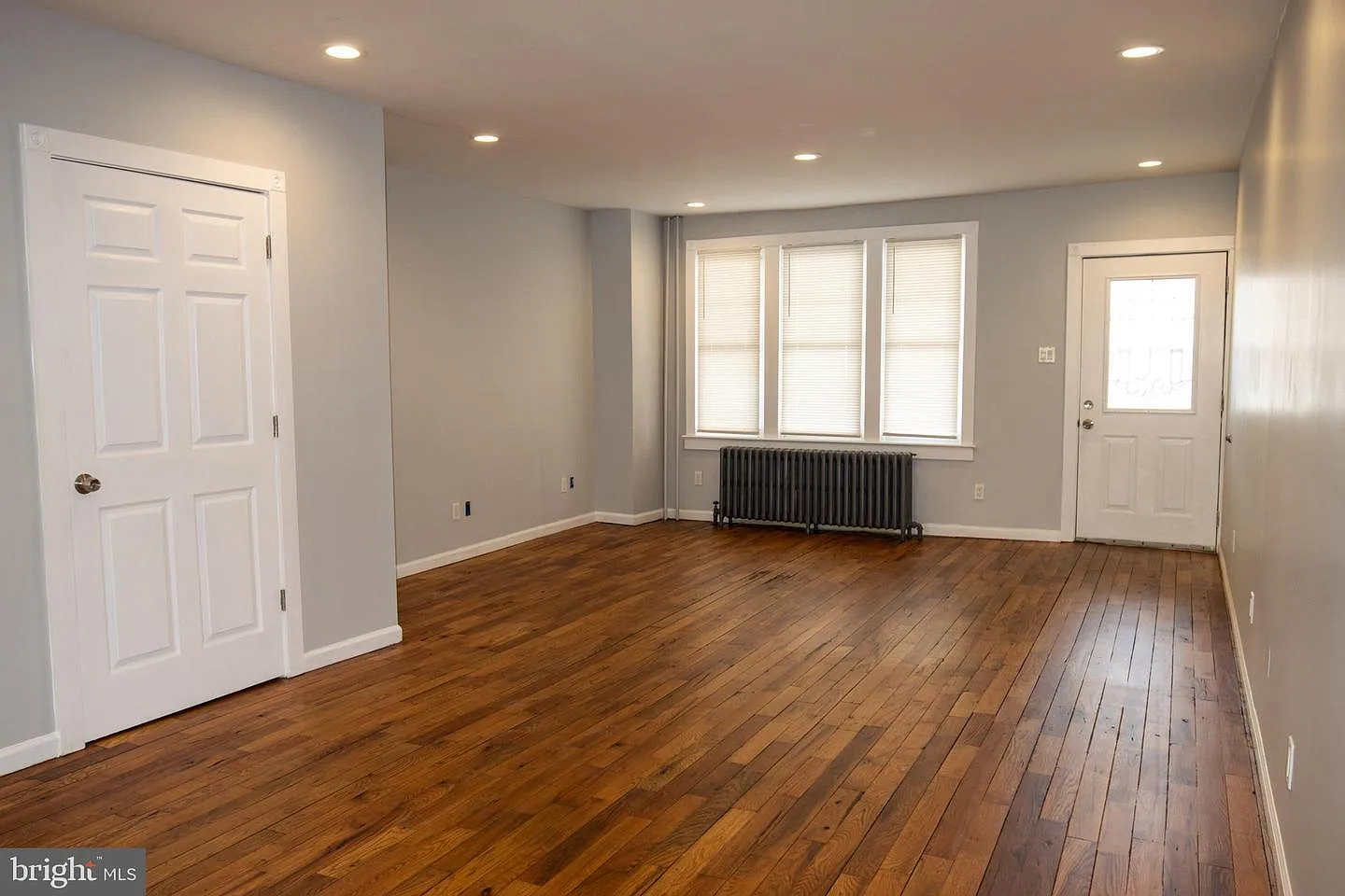 4 bed, 1710 sqft, $1,600 — Photo 2