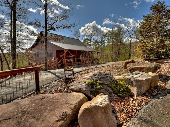 670 The Woods Road, Mineral Bluff, GA 30559