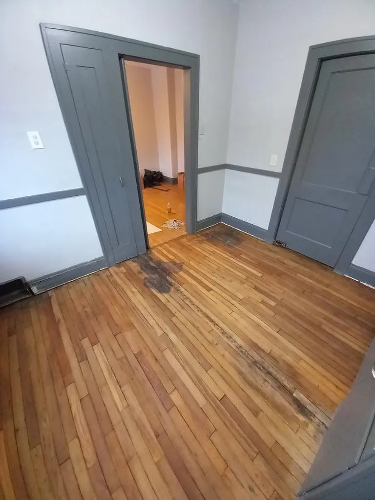 9019 Denison Avenue - 9019 Denison U2 — Photo 3