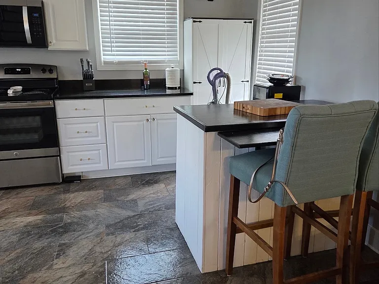 258 E Moody Ave — Photo 1