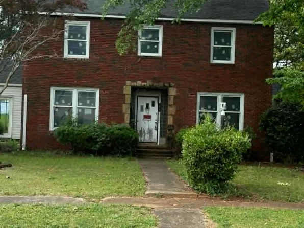 1016 43rd Pl W, Birmingham, AL 35208