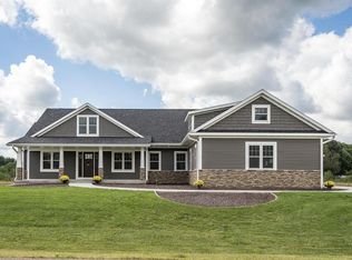 N7081 Oak St, Holmen, WI 54636