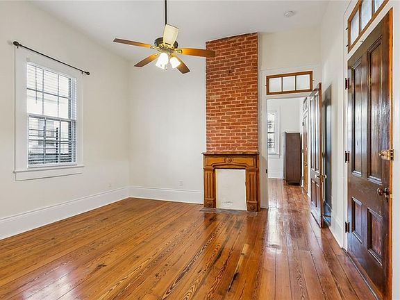 2nd image of 1024 Marais St