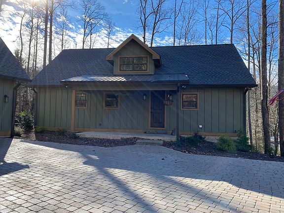4th image of 18 Twisted Birch Dr