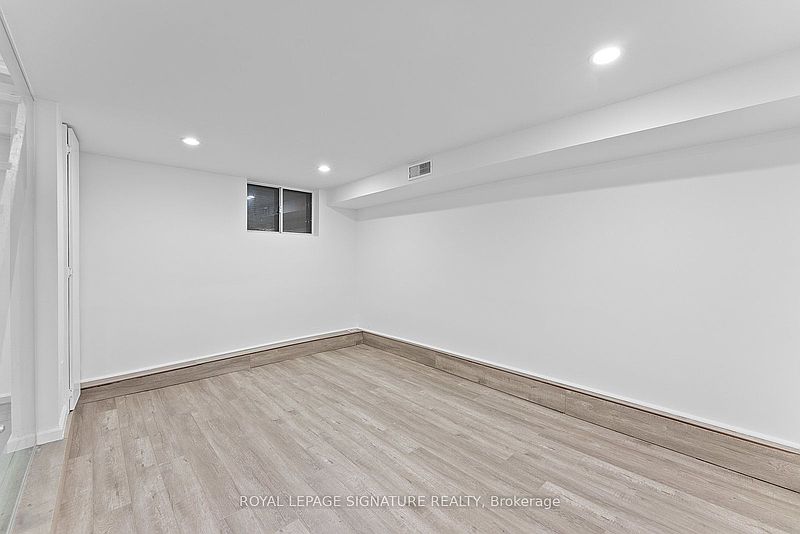 Toronto Townhouse for rent - 2 Bedrooms — photo 6