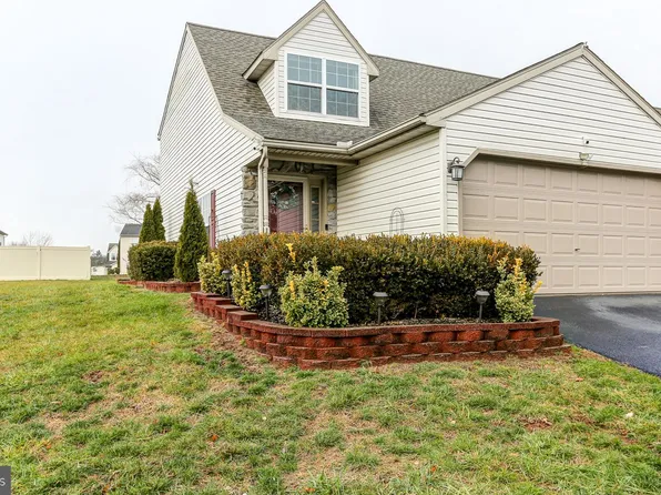 10 Sedum Ct #A010, Manchester, PA 17345