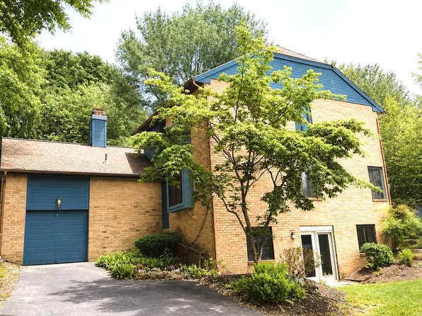 13 Painters Ln, Chesterbrook, PA 19087