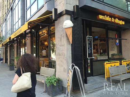 Rented by REAL New York | media 26