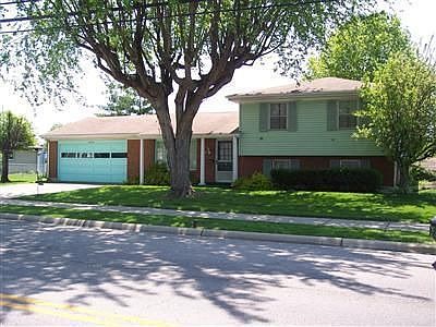1st image of 1006 W Lake Ave