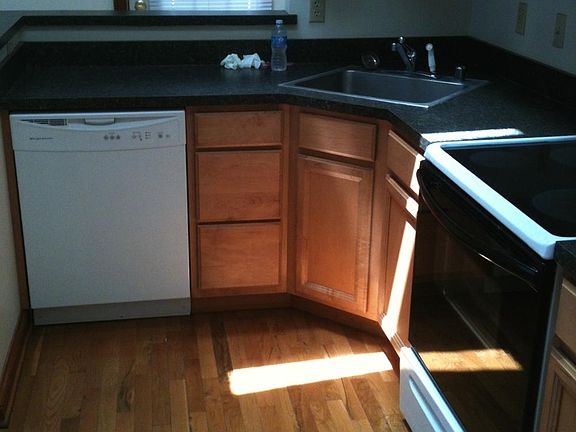 4th image of 228 Lexington Ave #204