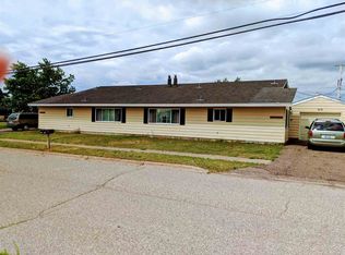 105 Tarzon St #107, Gwinn, MI 49841