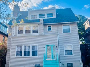 1228 Oak Ave #6, Evanston, IL 60202