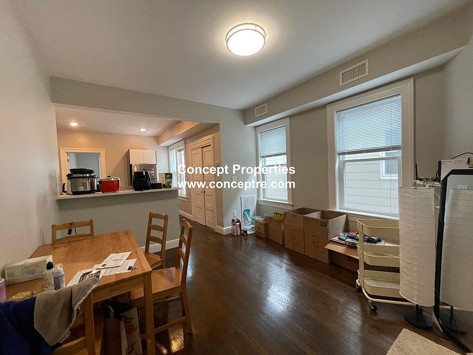 2nd image of 6-170 Hampshire St #6