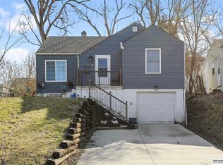 7019 N 33rd St, Omaha, NE 68112