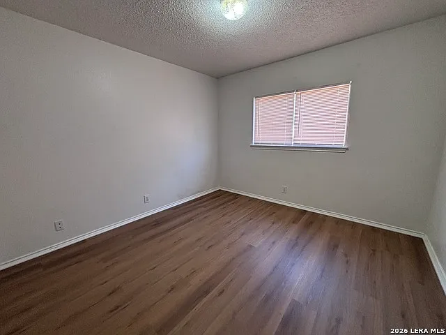 9611 Diamond Stone — Photo 32