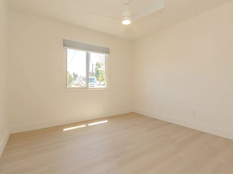 6180 Veemac Ave — Photo 18