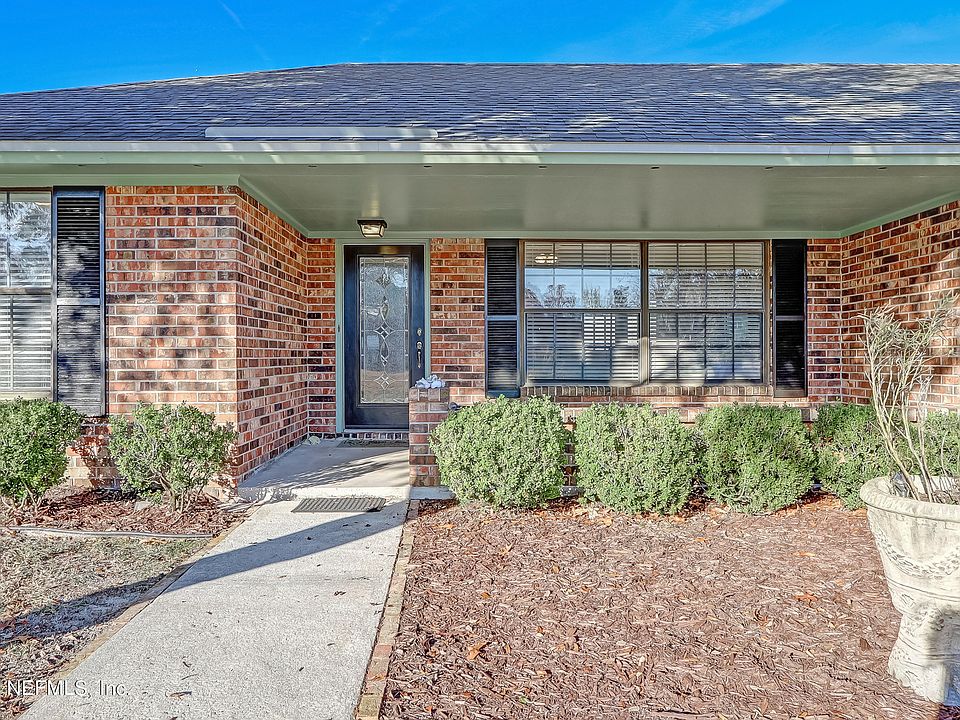 1st image of 2647 Rosewood Ct