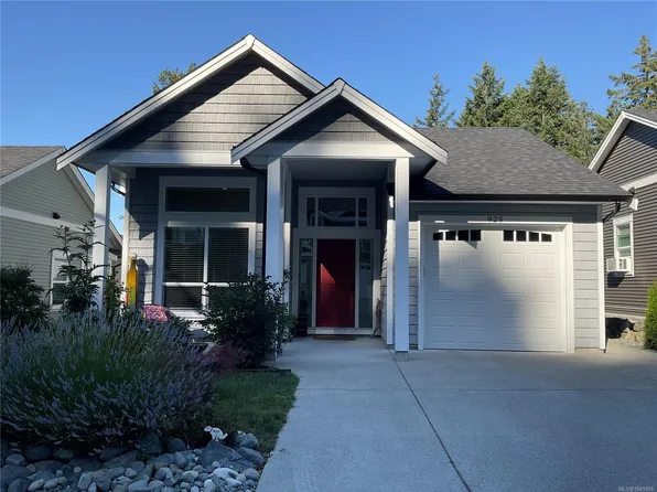 925 Craig Rd, Ladysmith, BC V9G 1W1