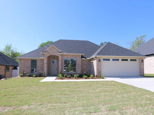 11983 Gillian Ct, Tyler, TX 75703
