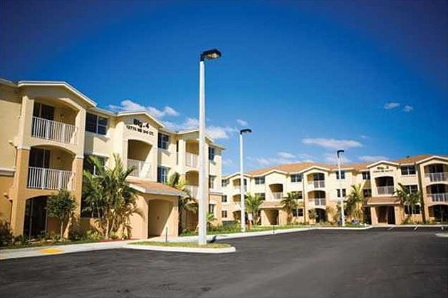 1st image of 13770 NE 3rd Ct APT 303