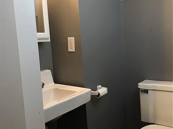 5th image of 37747 Green Dr
