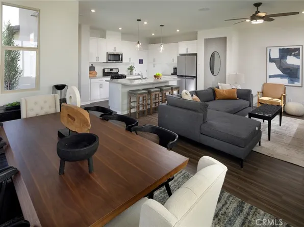 1414 E Laurelwood Dr, San Bernardino, CA 92408