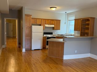 9 1st St NW #3, Rochester, MN 55901