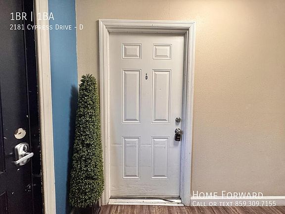3rd image of 2181 Cypress Dr #D