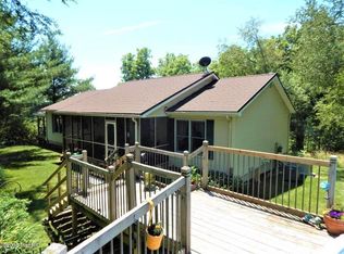 8540 S M 43 Hwy, Delton, MI 49046